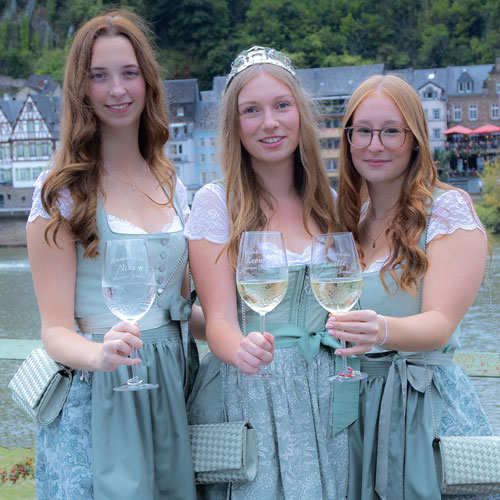 Weinkönigin Leonie I.