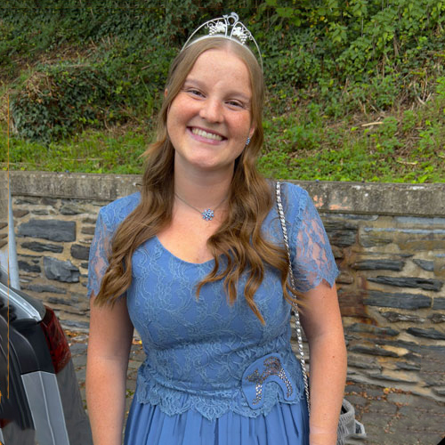 Weinprinzessin Alina